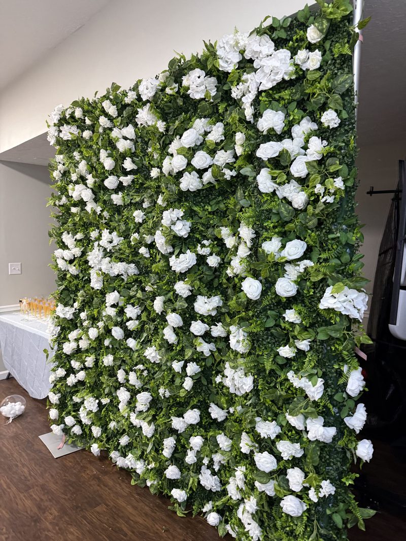 Floral Wall - Photo 2