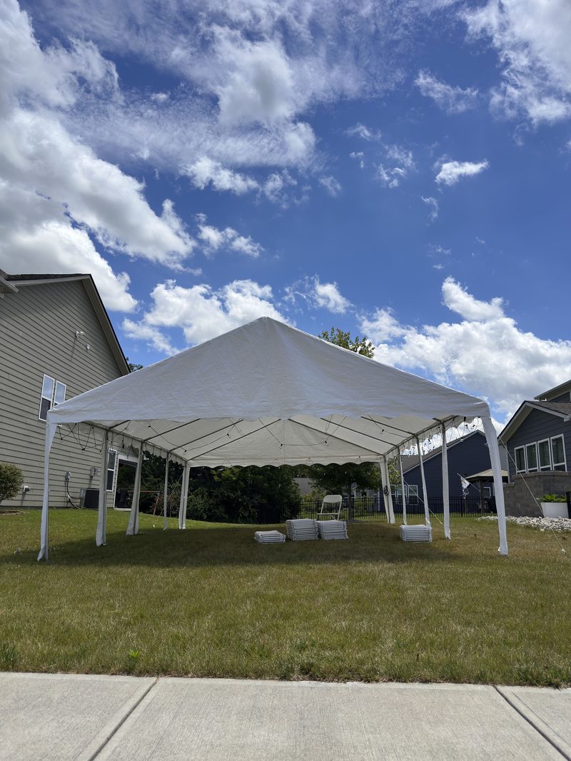 20x30 Tent - Photo 2